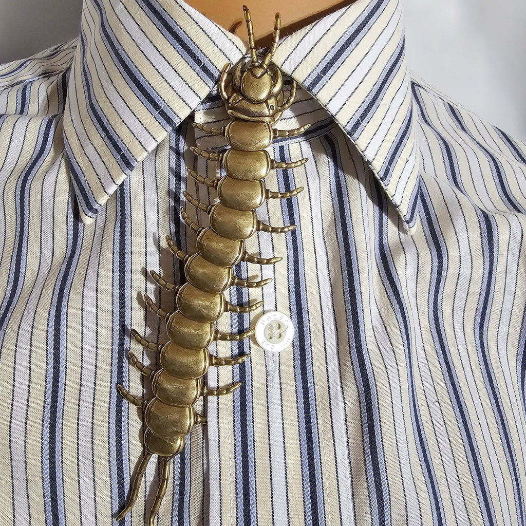 🖤🐛Centipede Button Cover
